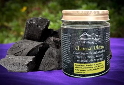 Charcoal Scrub from Harshil (75 grams)